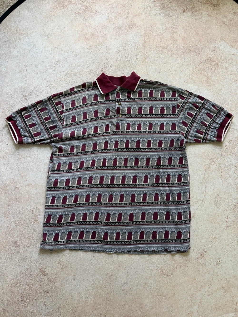 Patterned Short Sleeve Polo in Burgundy and Gray